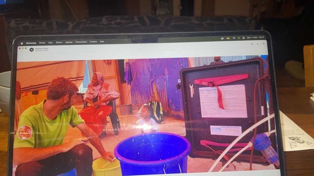 Privé : D6687AD2-6E47-423B-BA32-E10EC5ADA11F