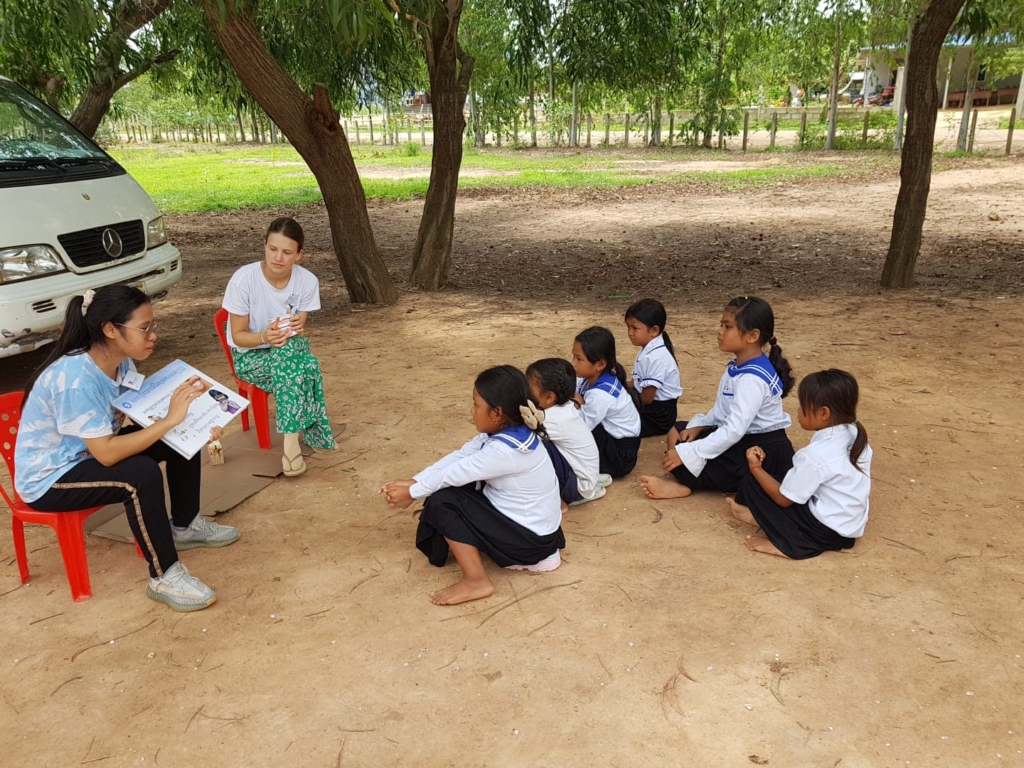 Privé : Cambodge-Education pour la sante dans les ecoles